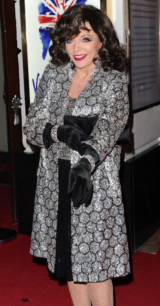 VIVA Forever Spice Girls The Musical - Arrivals