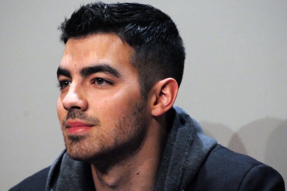 Joe Jonas Picture 176 - PEOPLES CHOICE AWARDS 2012 Nominations Press ...