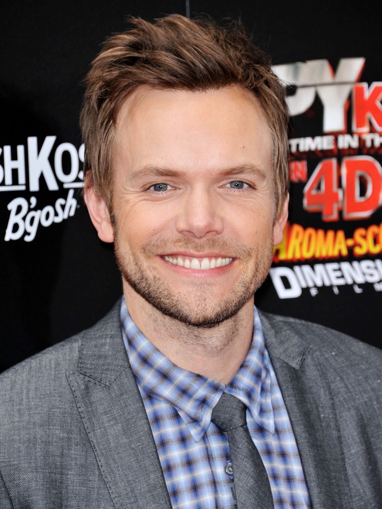 Joel McHale Net Worth