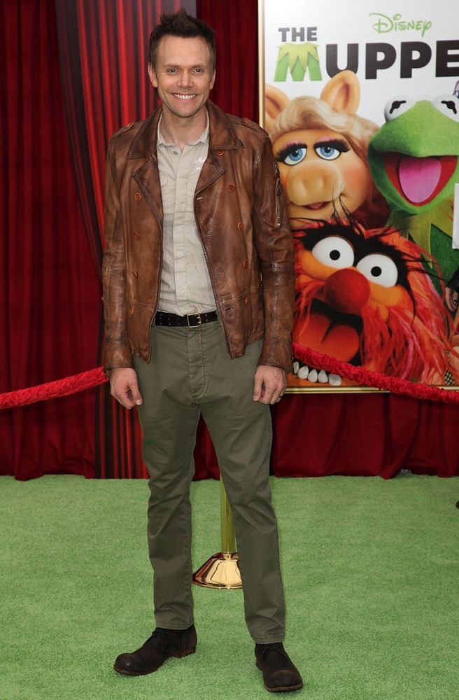 The Premiere of Walt Disney Pictures' The Muppets - Arrivals