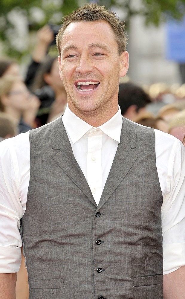 john-terry-world-premiere-deathly-hallows-part-ii-01.jpg