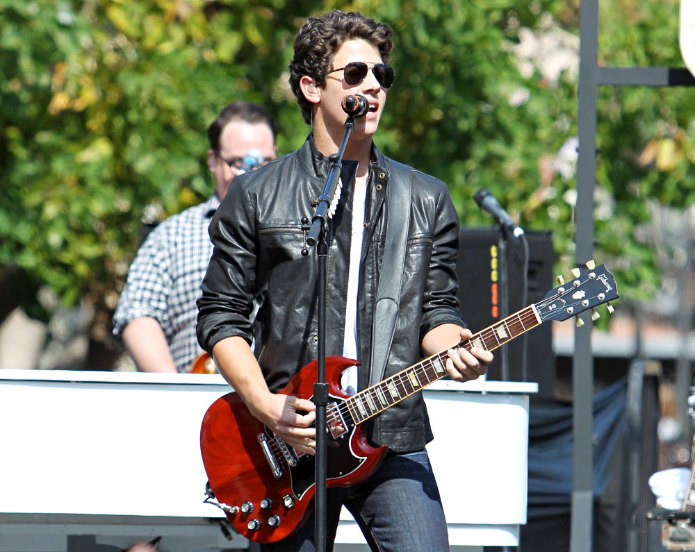 Nick Jonas Picture 55 Jonas Brothers performing live on stage at The