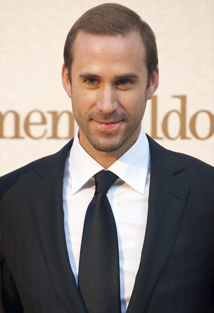 Joseph Fiennes