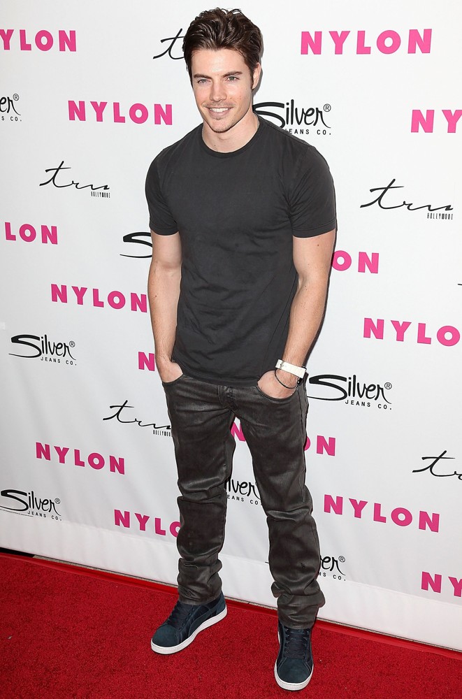 Josh Henderson
