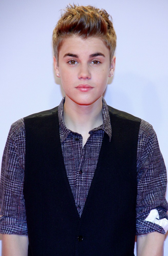Justin Bieber Picture 730 - Bambi 2011 Awards - Red Carpet Arrivals