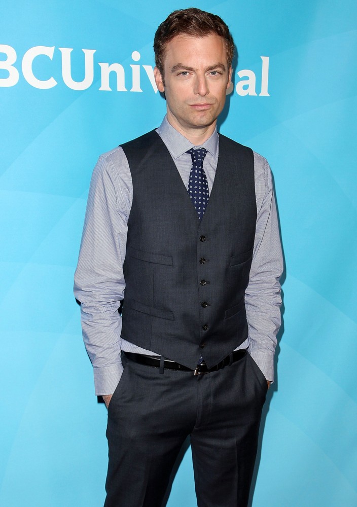 Justin Kirk Picture 7 - NBC Universal Press Tour