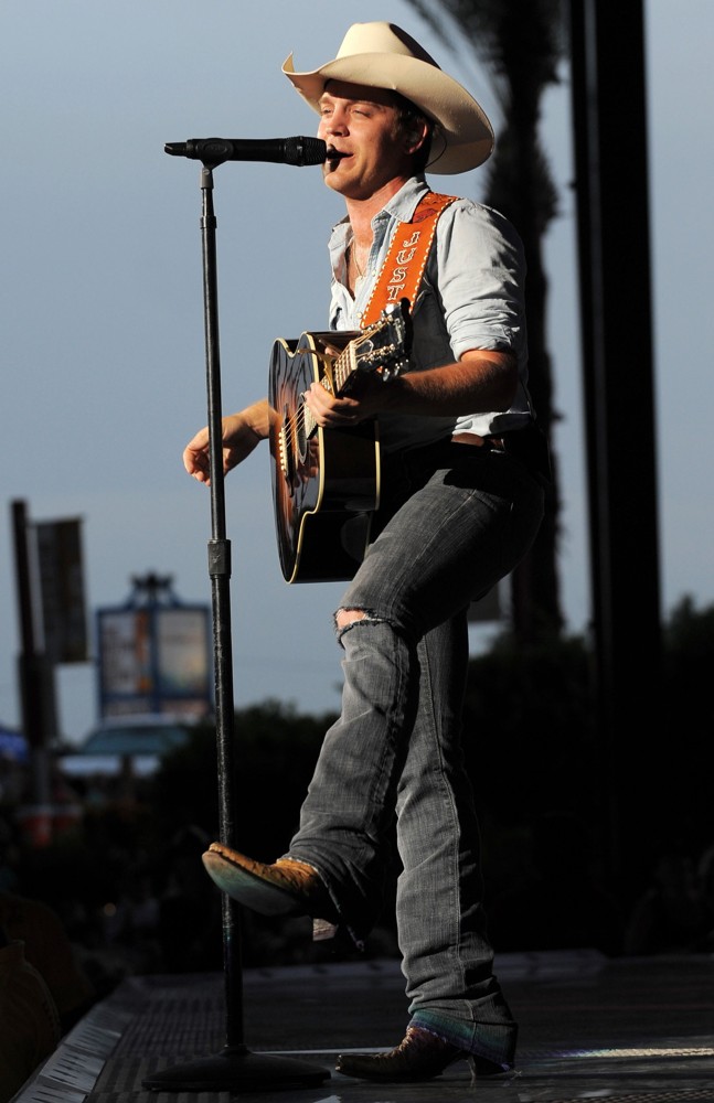 Justin Moore