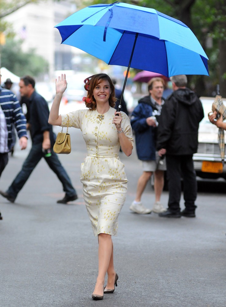 Kelli Garner on The Set of Pan Am Filming on Location in Brooklyn