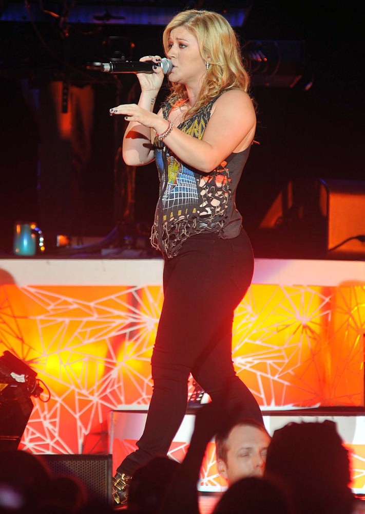 Kelly Clarkson
