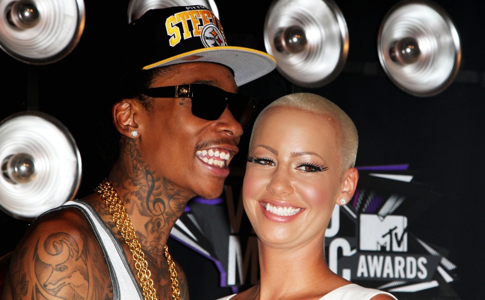 khalifa-rose-2011-mtv-vmas-01.jpg