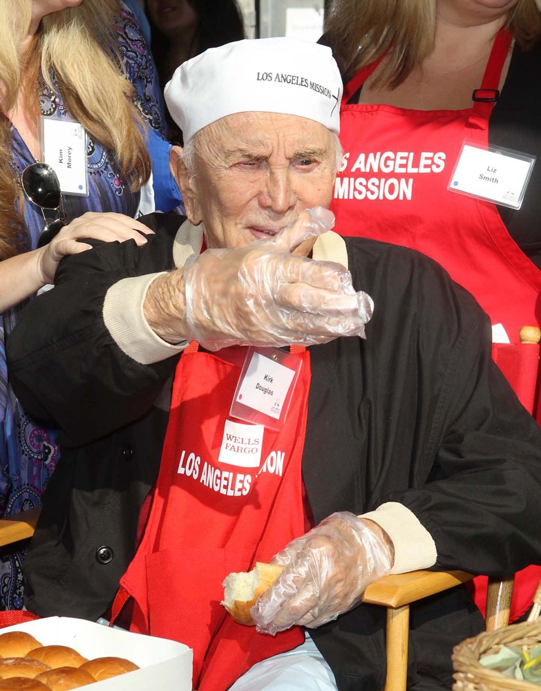 The Los Angeles Mission's Thanksgiving for Skid Row Homeless
