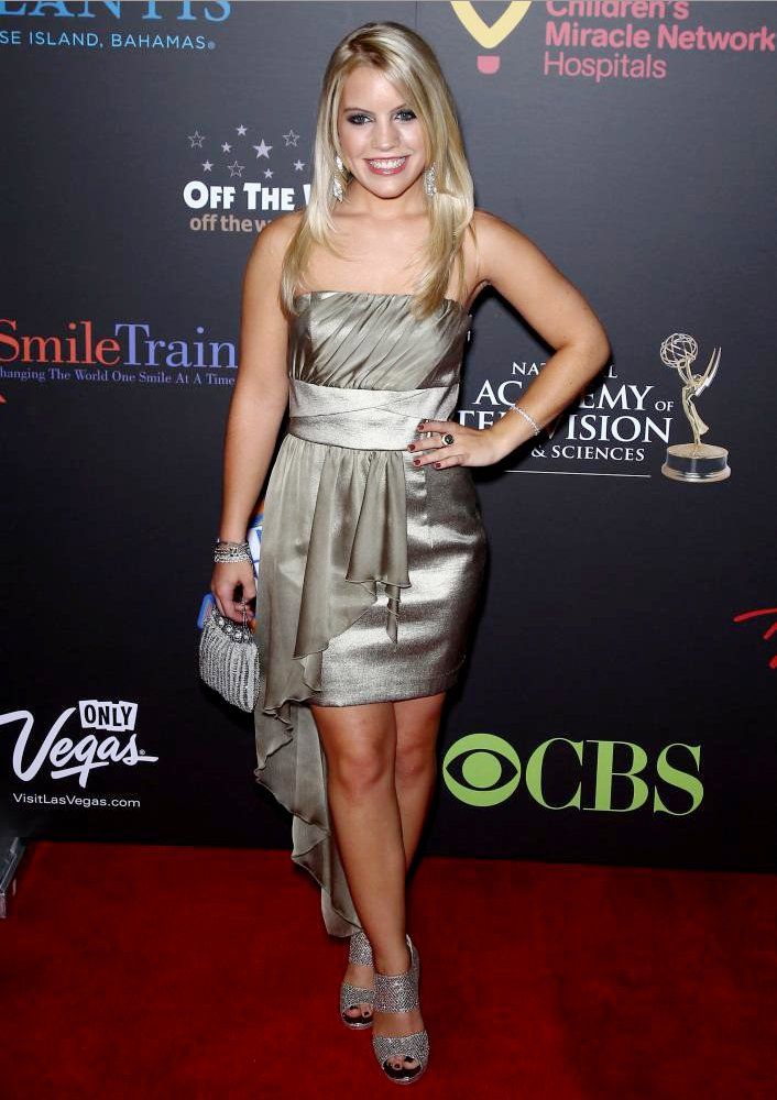 Download this Kristen Alderson Picture picture