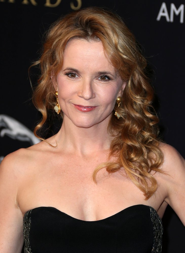 Lea Thompson Net Worth