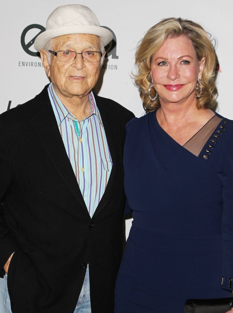 norman lear wife lyn davis lyn davis picture 2 24th annual environmental media norman lear wife lyn davis lyn davis picture 2 24th annual environmental media