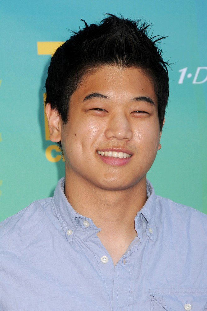 Lee Hong Ki 2011 Teen Choice Awards Photo credit Adriana M Barraza WENN