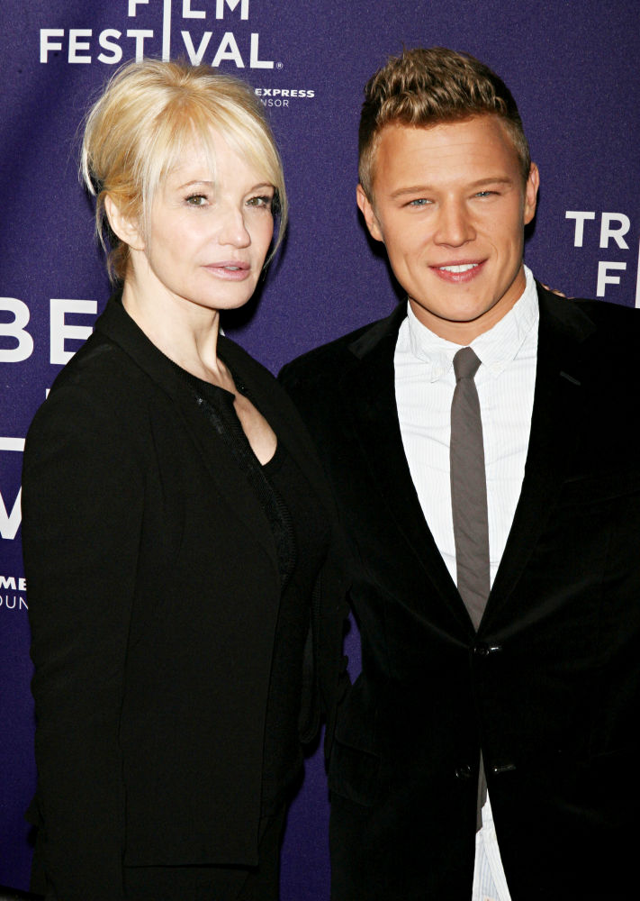 Christopher Egan