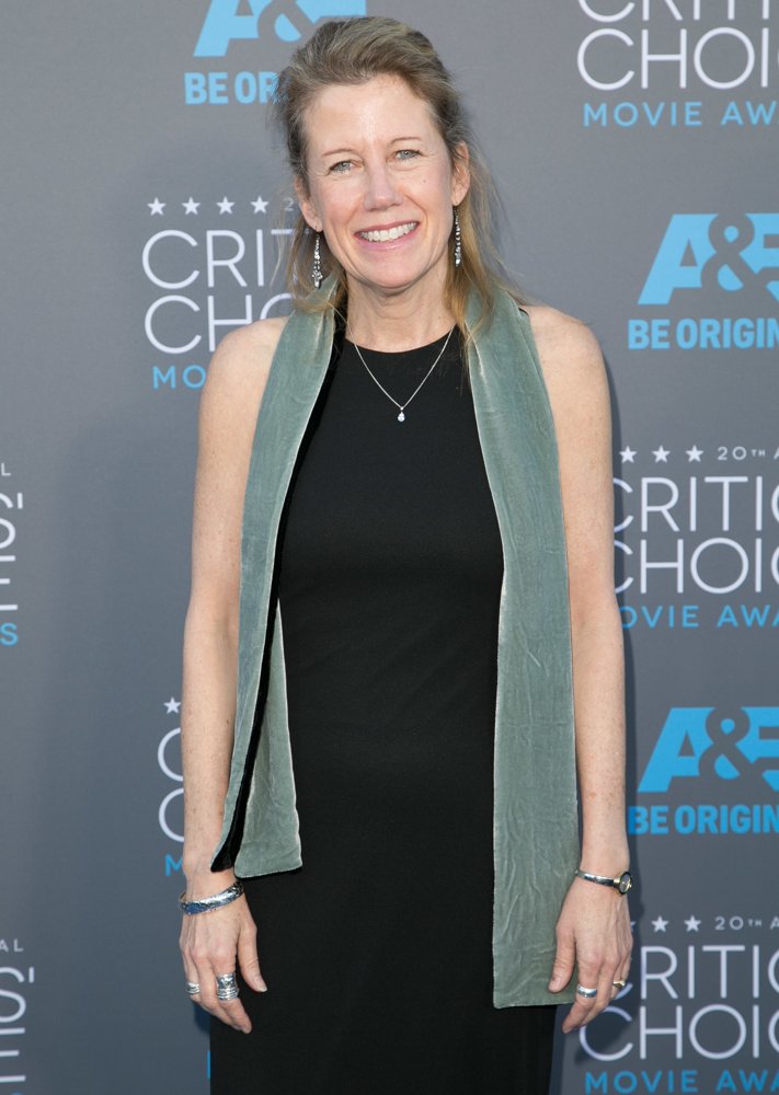 Lisa Bruce salary