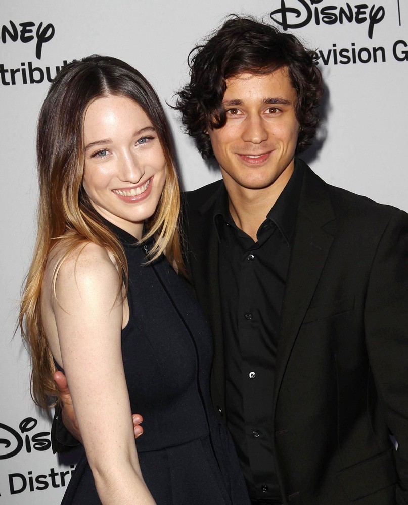 Peter Gadiot and Sophie Lowe