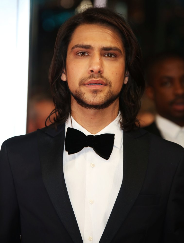 Luke Pasqualino Picture 9 EE British Academy Film Awards 2014 Arrivals