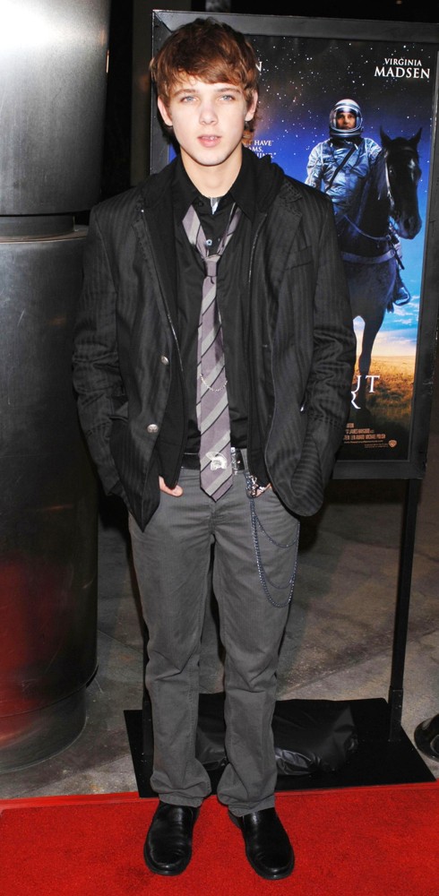 Max Thieriot