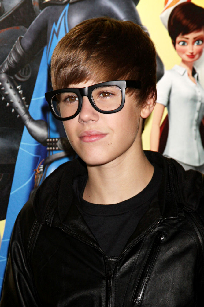 justin bieber fake face. Justin Bieber