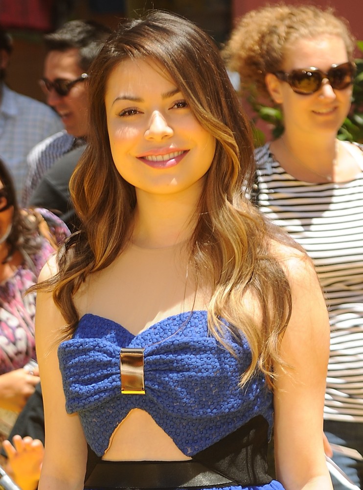 pictures of miranda cosgrove nude 229497 pictures of miranda cosgrove nude 229496