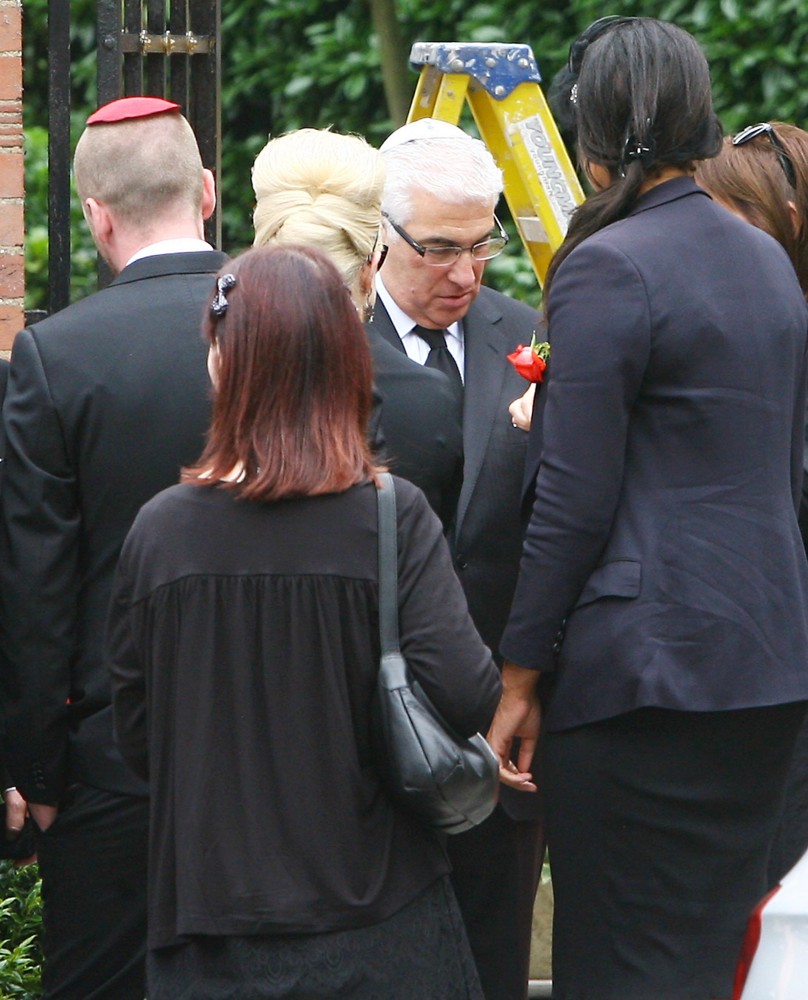 The Cremation of Amy Winehouse