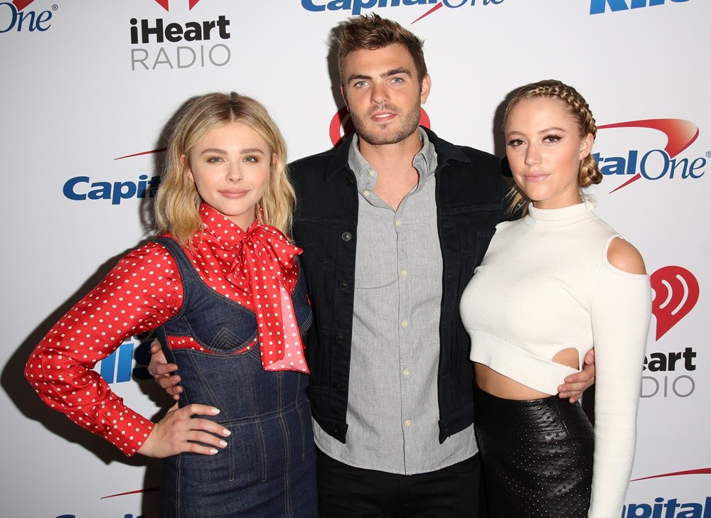 Alex Roe Girlfriend 2025 Chlo Melesa