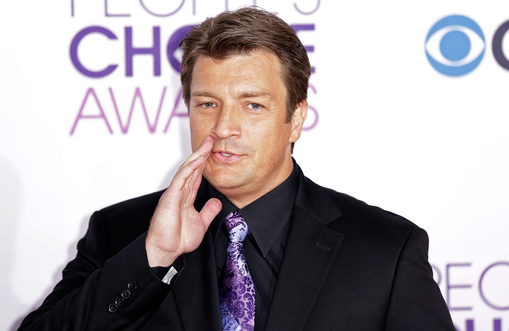 nathan-fillion-people-s-choice-awards-2013-03.jpg