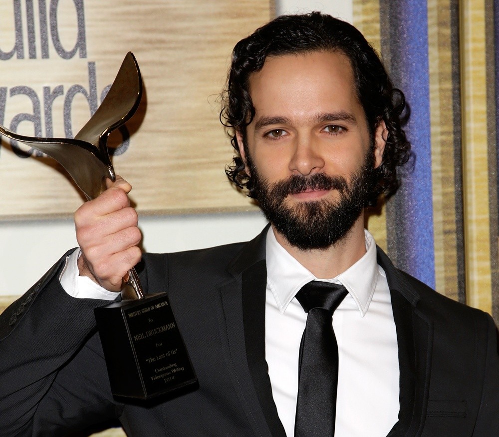 neil-druckmann-66th-annual-writer-s-guild-awards-press-room-01.jpg