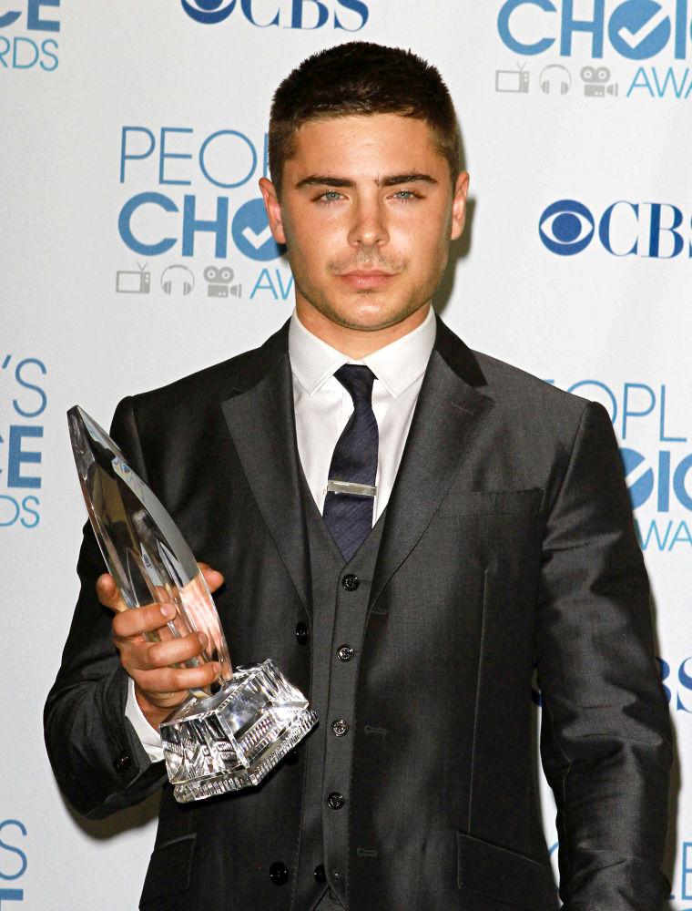 pictures of zac efron in 2011. Zac Efron 2011 People#39;s Choice