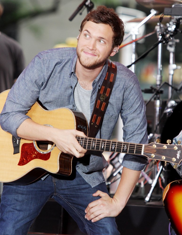 Phillip Phillips Picture 88 Phillip Phillips Performs Live on The