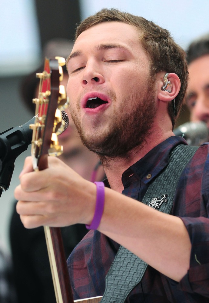 Phillip Phillips Picture 50 Phillip Phillips Performs as Part of The