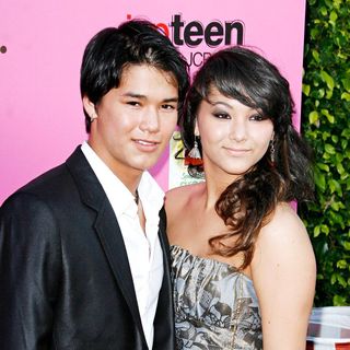 BooBoo Stewart, Fivel Stewart in The 12th Annual Young Hollywood Awards - Arrivals