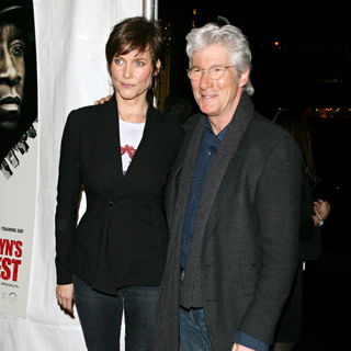 Richard Gere, Carey Lowell in New York Premiere of 'Brooklyn's Finest'