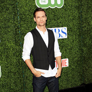 Shane West in 2010 CBS, CW, Showtime Summer Press Tour Party