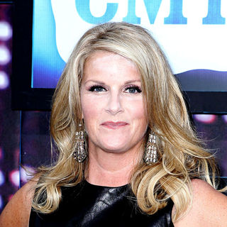 Trisha Yearwood in 2010 CMT Music Awards Blue Carpet Arrivals