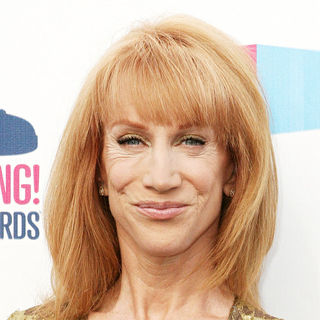 Kathy Griffin in 2010 VH1 Do Something Awards