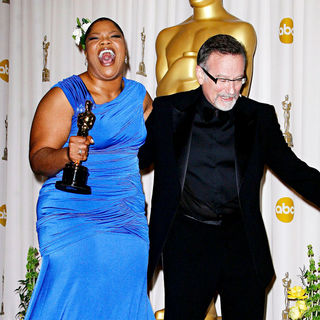 Mo'Nique, Robin Williams in The 82nd Annual Academy Awards (Oscars) - Press Room