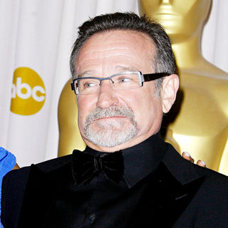 Robin Williams in The 82nd Annual Academy Awards (Oscars) - Press Room
