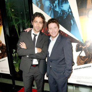 Adrian Grenier, Kevin Connolly in Los Angeles Premiere of HBO's 'Teenage Paparazzo' - Arrivals