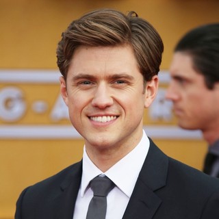 Aaron Tveit in 19th Annual Screen Actors Guild Awards - Arrivals