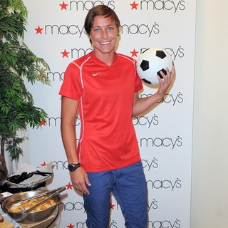 Abby Wambach in The U.S. Women's National Soccer Team Appears at Macy's Town Center Mall