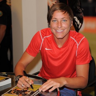 Abby Wambach in The U.S. Women's National Soccer Team Appears at Macy's Town Center Mall