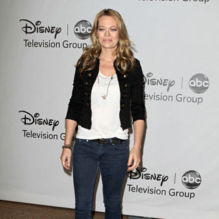 Jeri Ryan in Disney ABC Family 2010 Summer TCA Tour - abc_disney_summer_tour_32_wenn2947355