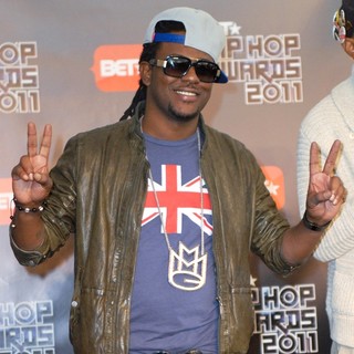 Ace Hood in BET Hip Hop Awards 2011 - Arrivals - ace-hood-bet-hip-hop-awards-2011-01