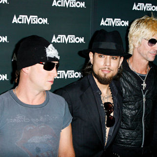 Jane's Addiction in Activision E3 2010 Preview Event - Arrivals - activision_62_wenn2889032