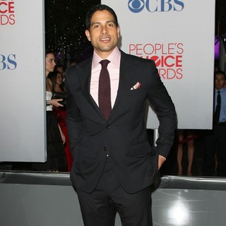 Adam Rodriguez in 2012 People's Choice Awards - Arrivals