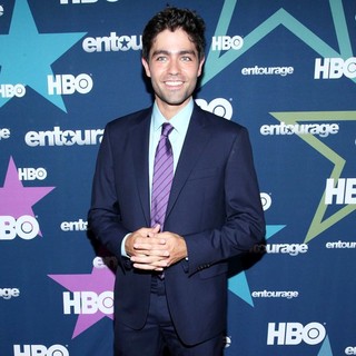 Adrian Grenier in Final Season Premiere of HBO's Entourage - adrian-grenier-premiere-entourage-final-season-02