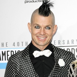Adrian Young, No Doubt in The 40th Anniversary American Music Awards - Arrivals